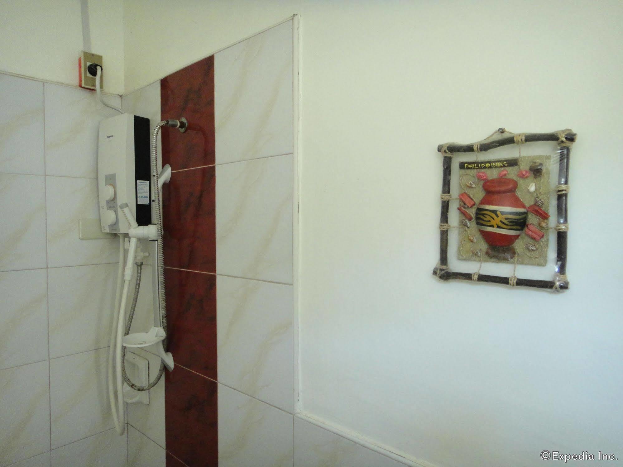 Balai Felicisima Bed & Breakfast Puerto Princesa ภายนอก รูปภาพ
